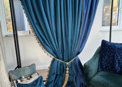 appearance of the room curtains and pillows